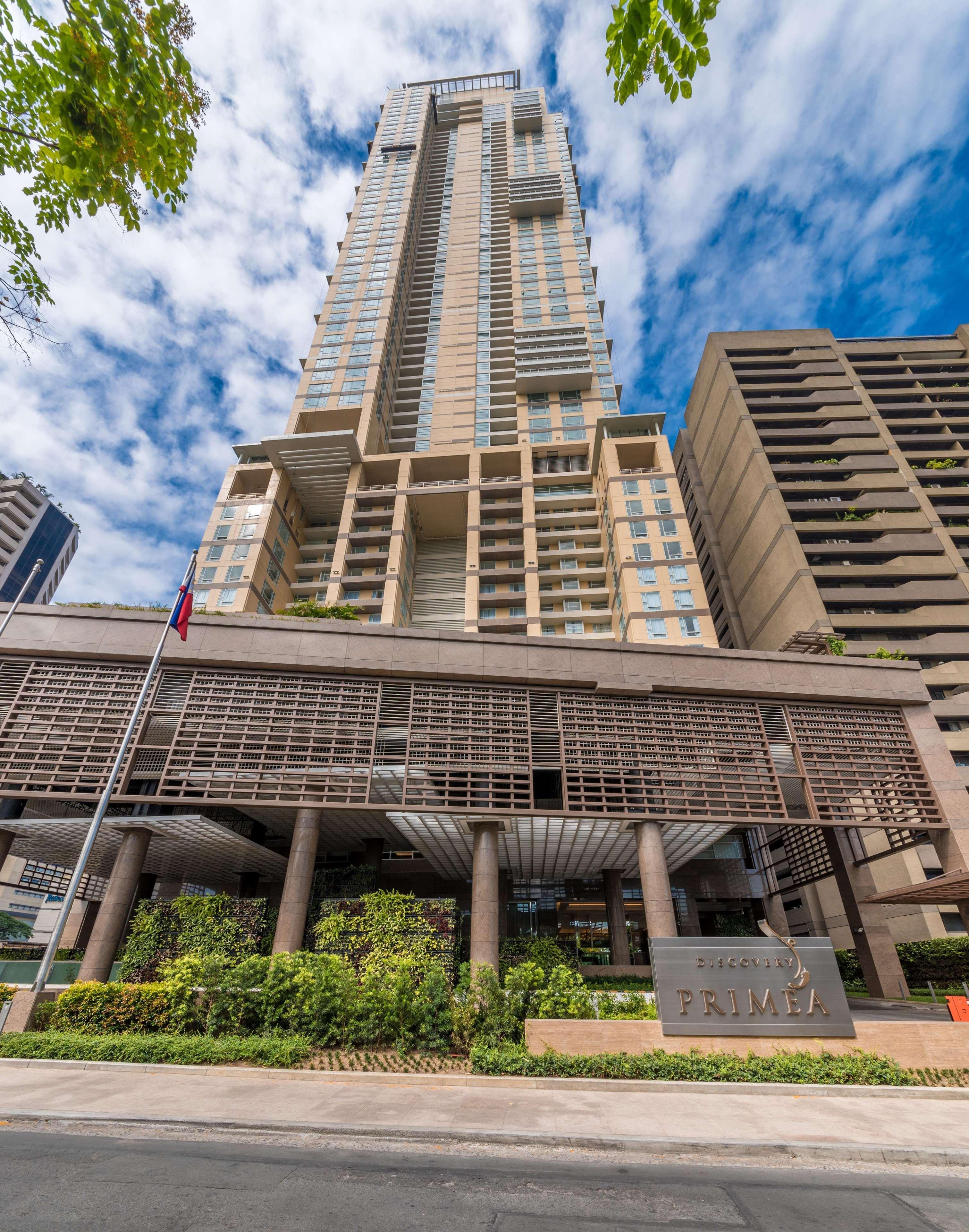 Discovery Primea Makati City Екстериор снимка The Riverview at Royal Paragon Hotel