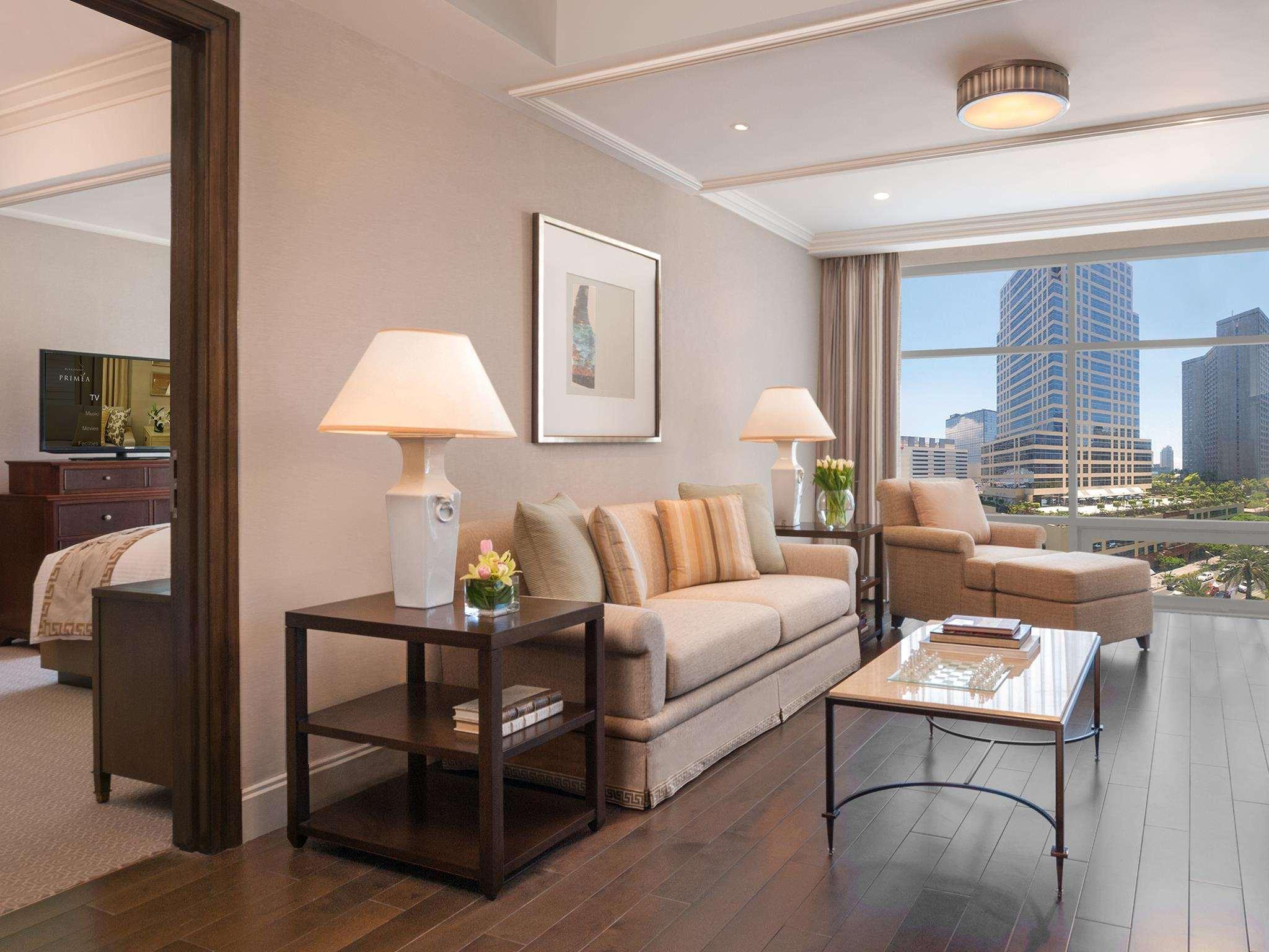 Discovery Primea Makati City Екстериор снимка A suite at the Mandarin Oriental, Hong Kong