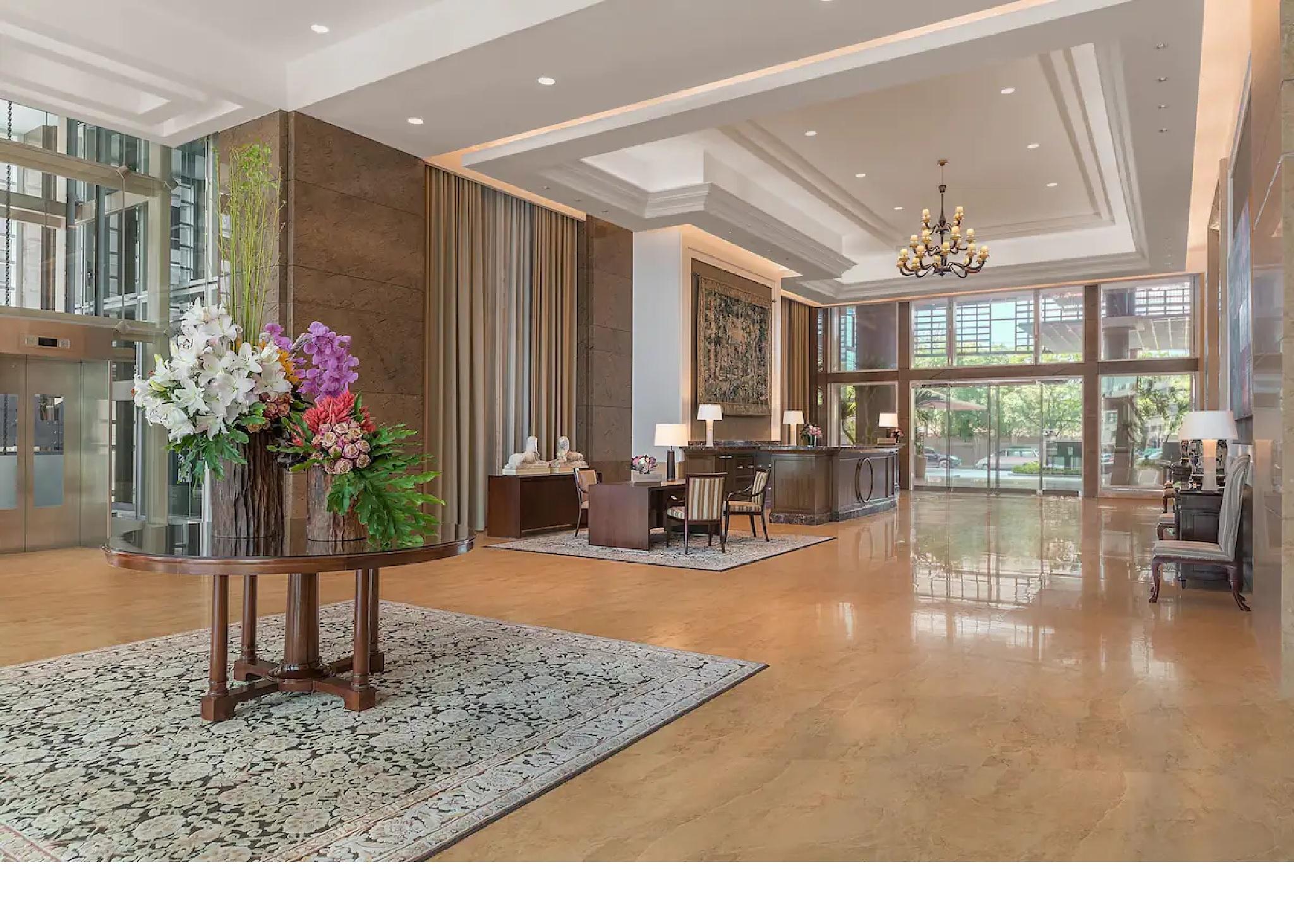 Discovery Primea Makati City Екстериор снимка Lobby