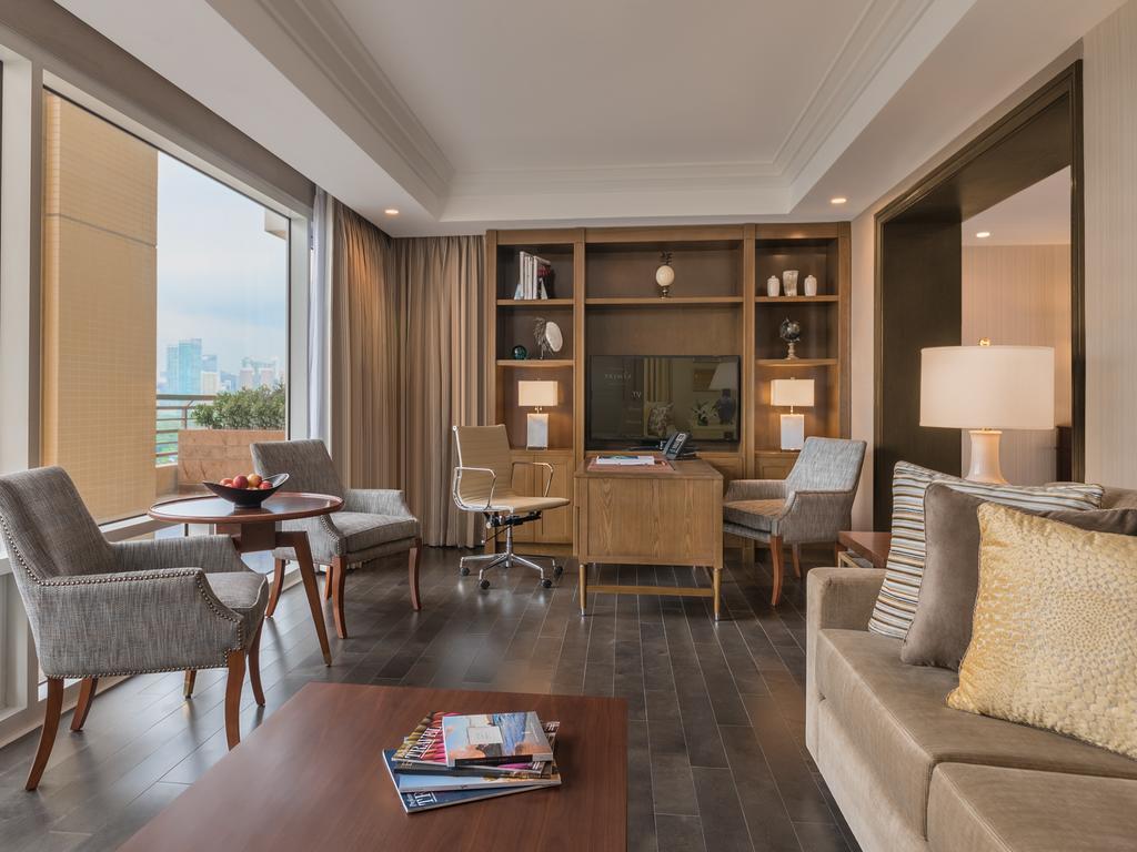 Discovery Primea Makati City Екстериор снимка