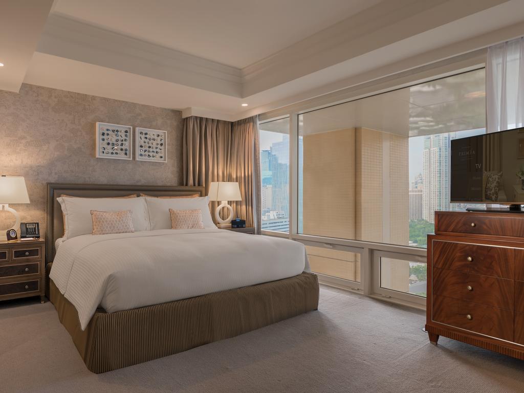 Discovery Primea Makati City Екстериор снимка A bedroom at The Hari