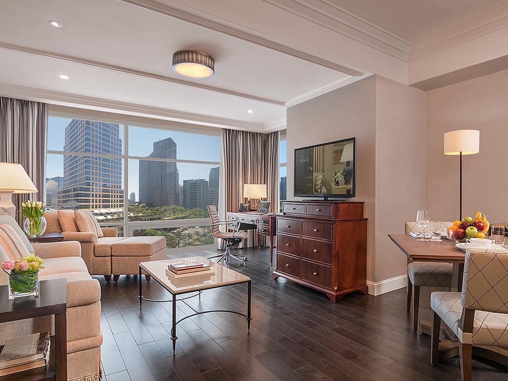 Discovery Primea Makati City Екстериор снимка A suite at the Mandarin Oriental, Chicago
